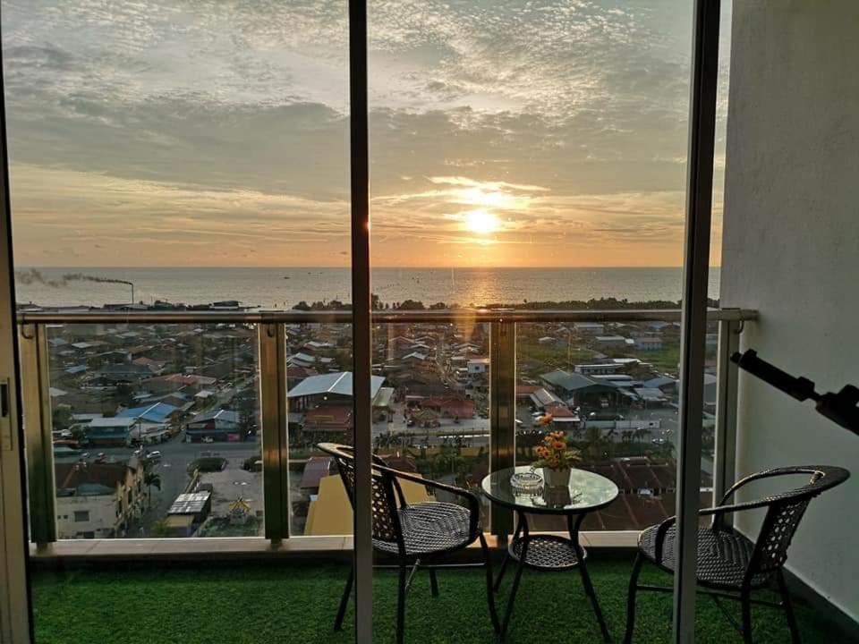 Sekinchan Seaview Homestay 7 High View 외부 사진